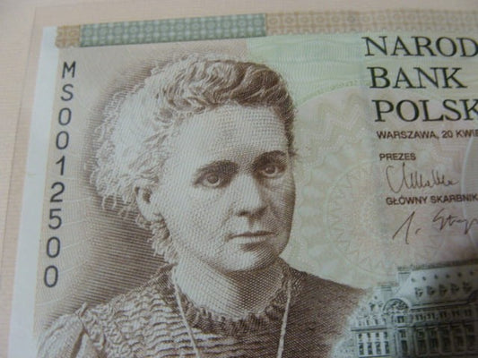 Ciekawy nr serii 20 zł / 2011 r. - Maria Skłodowska - Curie - MS 0012500